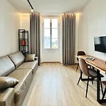 Cozy Croisette Retreat Cannes